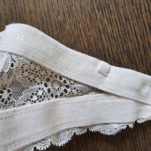 Pink Victoria Secret Date Plunge Push Up Multi Way Light Pink Bra Size Women 32C - Picture 9 of 11